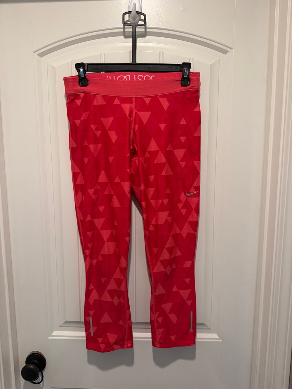 Nike Girls' Bright Red Geometric Capri Leggings
